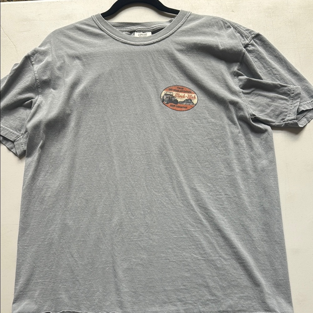 Gray Jeep Graphic T-Shirt
